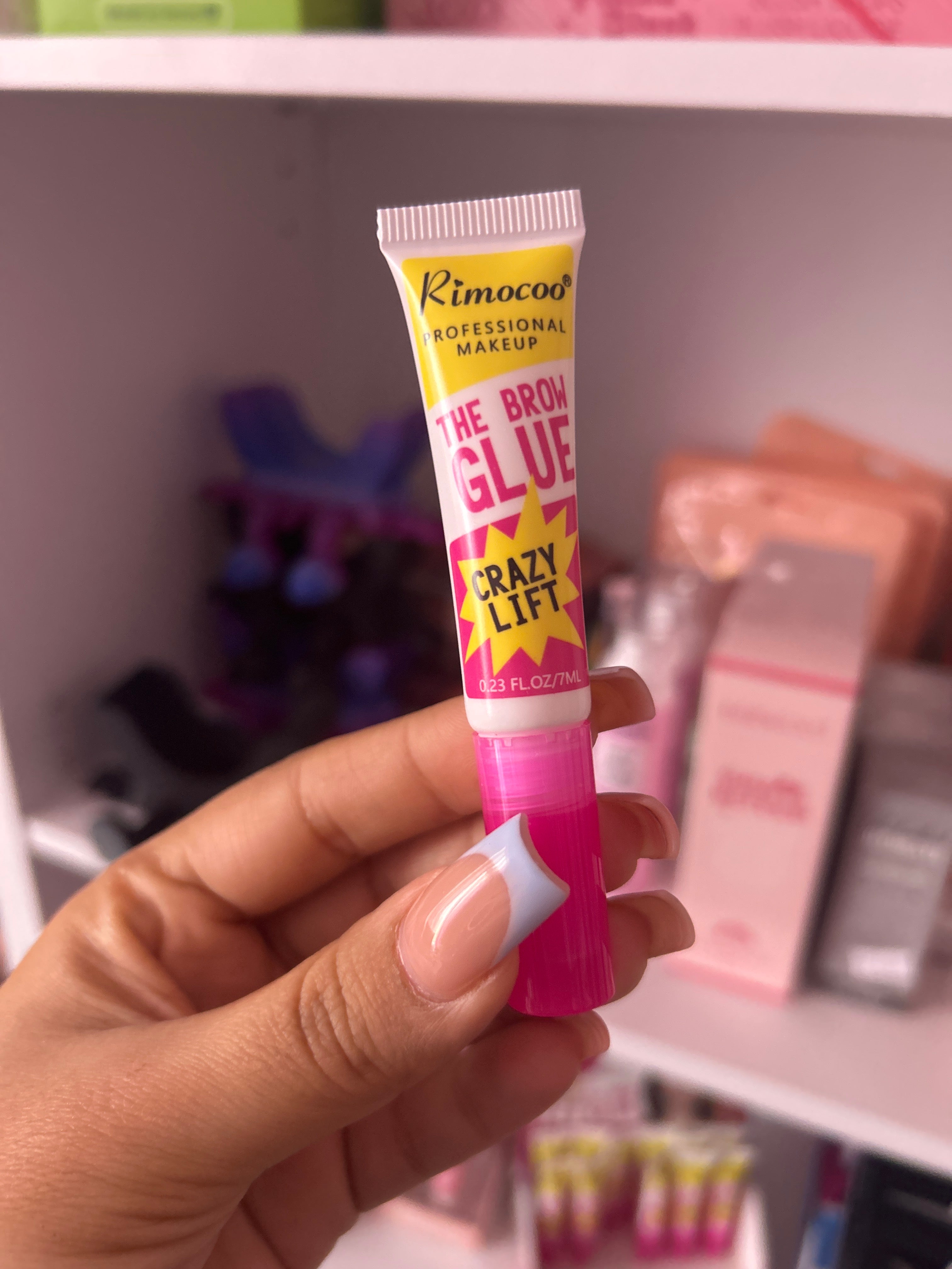 The brow glue ￼