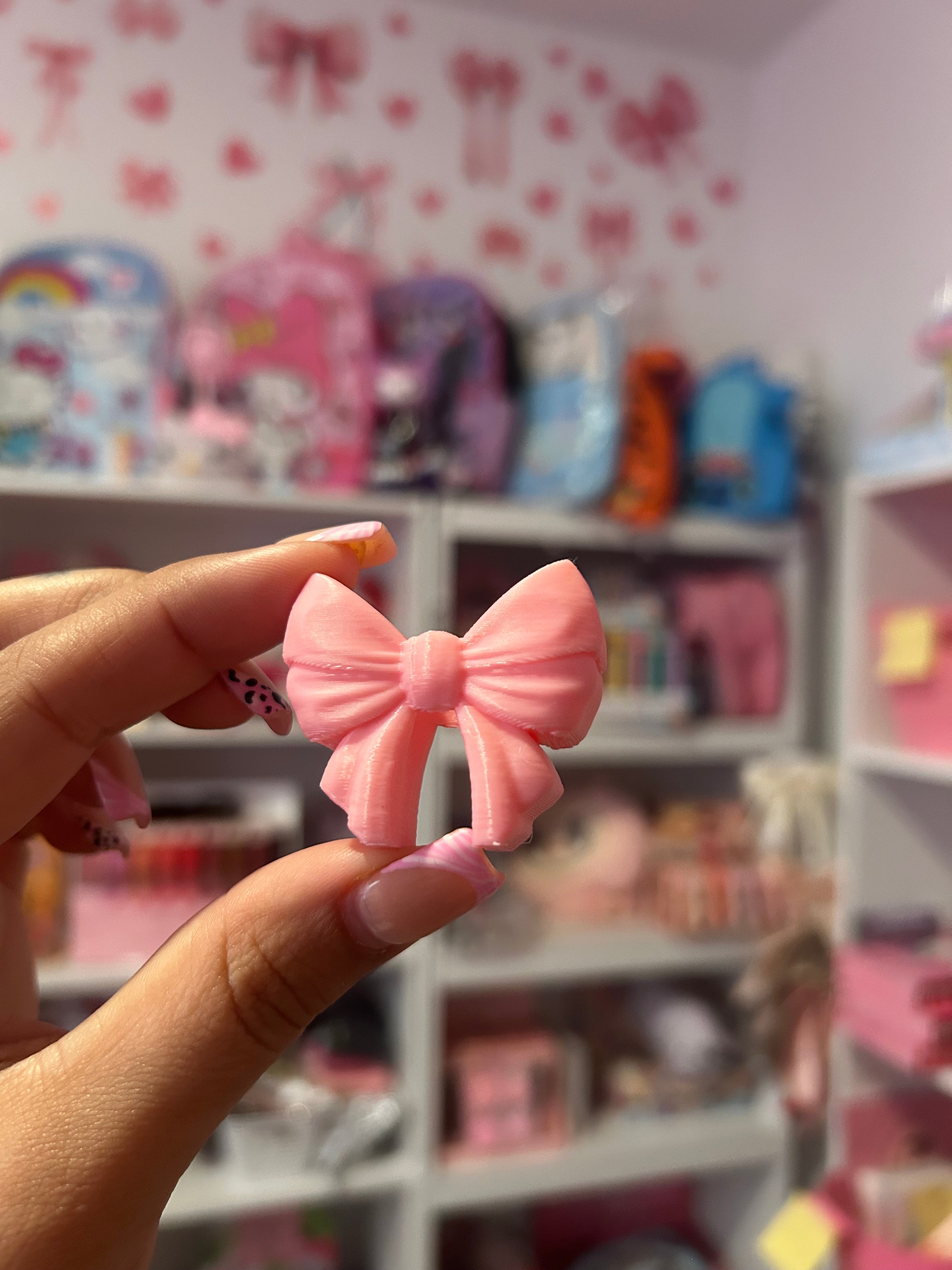 Pink bow straw topper