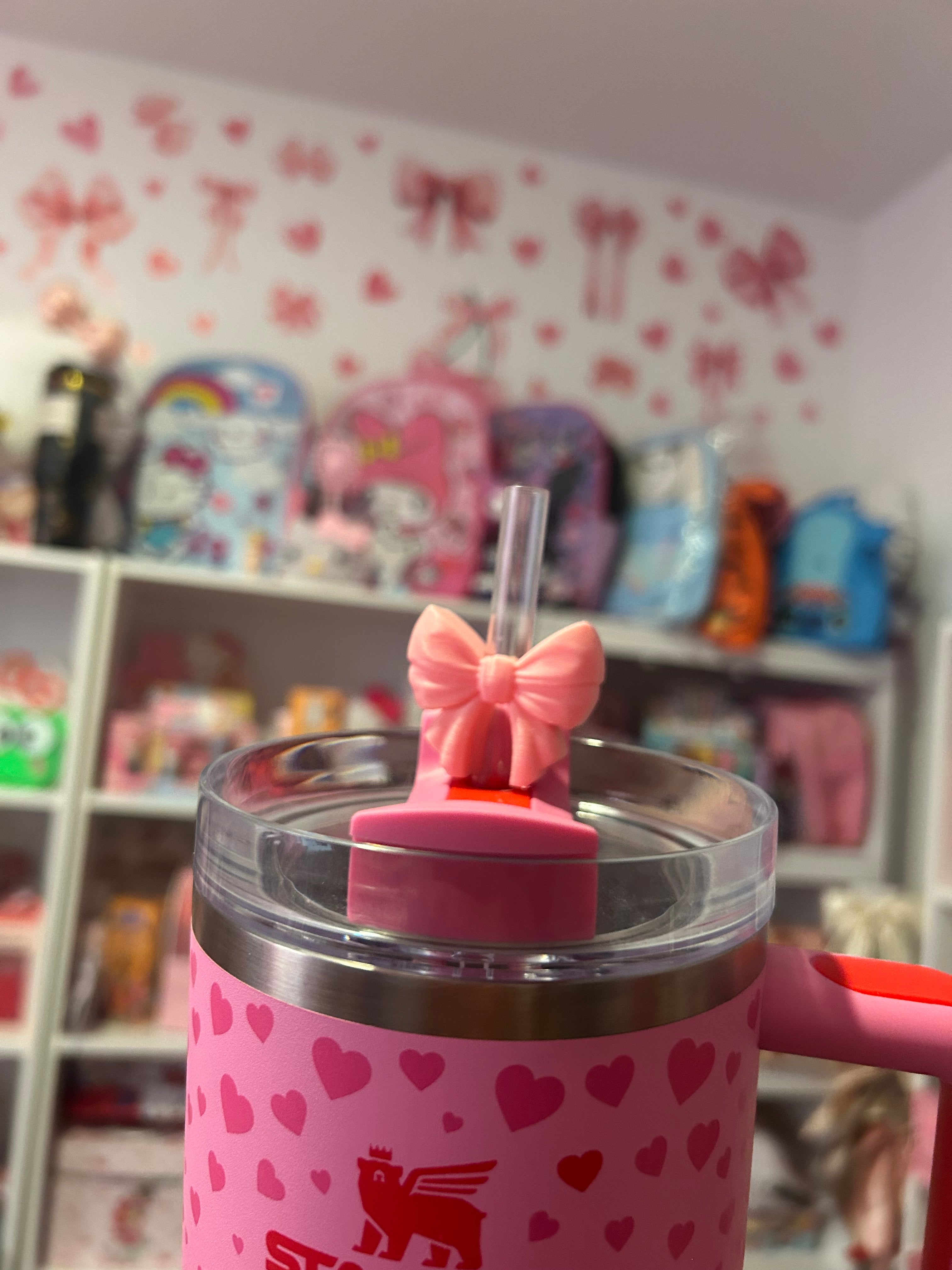 Pink bow straw topper