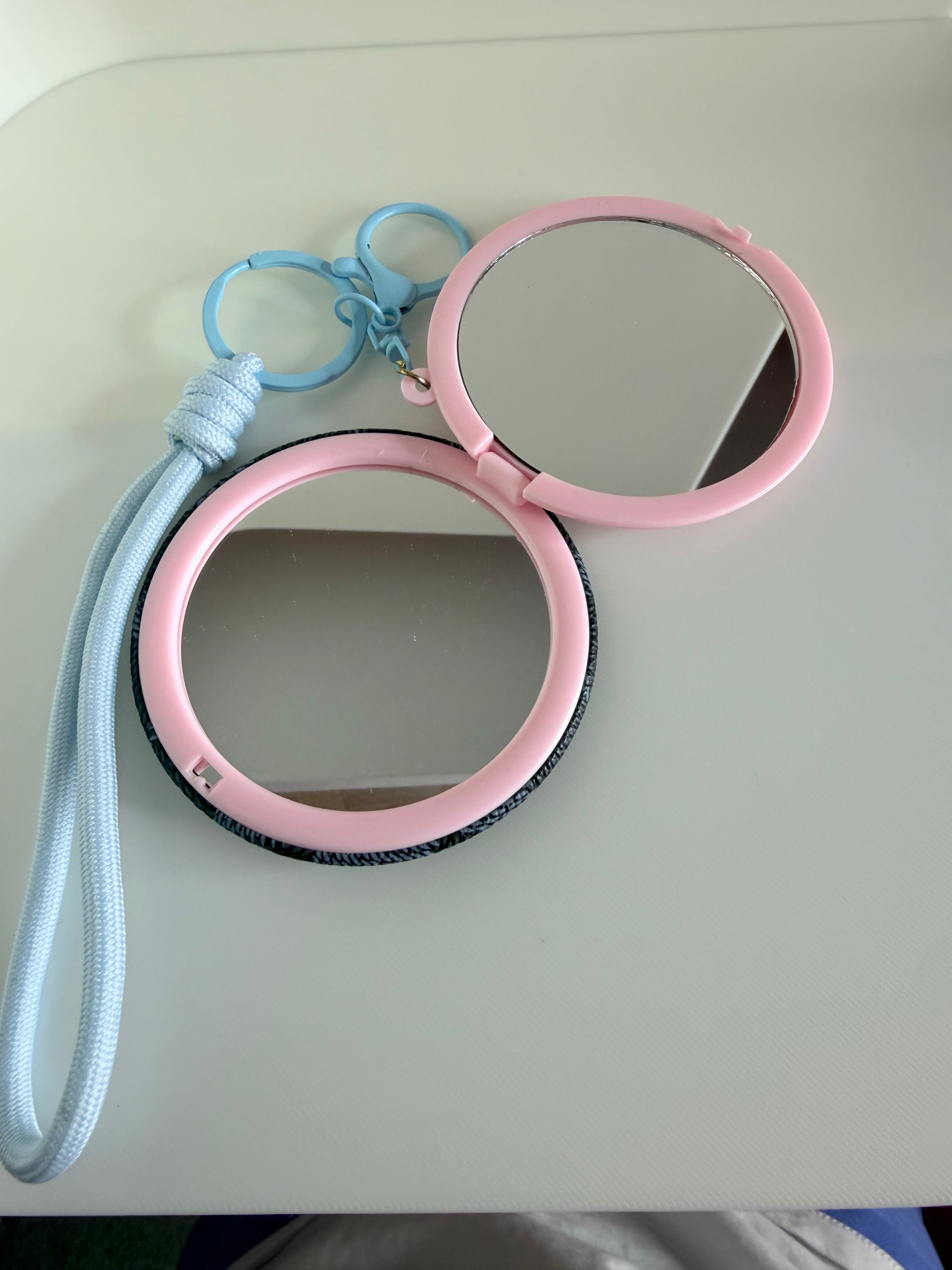 Mirror keychain